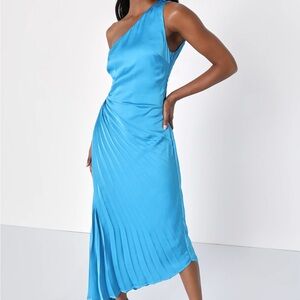 LULUS Diva Vibes Teal Blue Satin Pleated One-Shoulder Midi Dress size xs